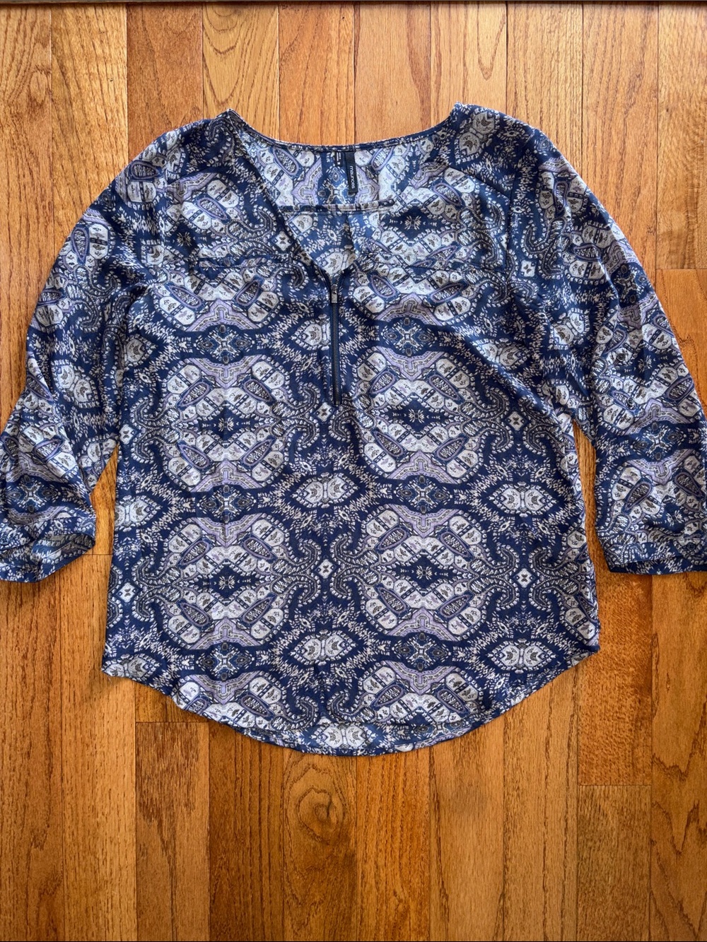 Women’s Maurice’s blouse